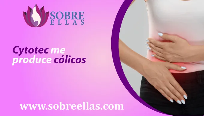 Se muestra la imagen de una mujer con dolor en el area abdominal por colicos